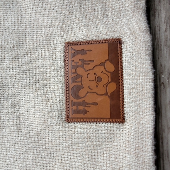 Disney Winnie the Pooh Beanie - Picture 3 of 6